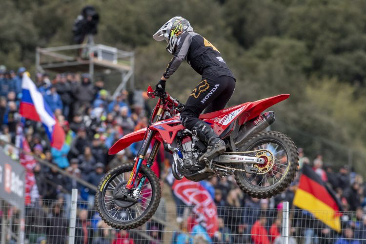 Tim Gajser gewann den ersten Lauf in Pietramurata