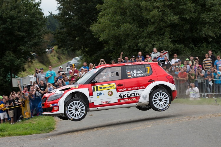 Sepp Wiegand springt bei der Rallye Barum auf P2