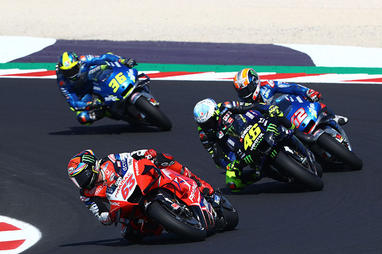 Spannender Fight um Platz 2: Bagnaia (63) vor Rossi, Rins und Mir