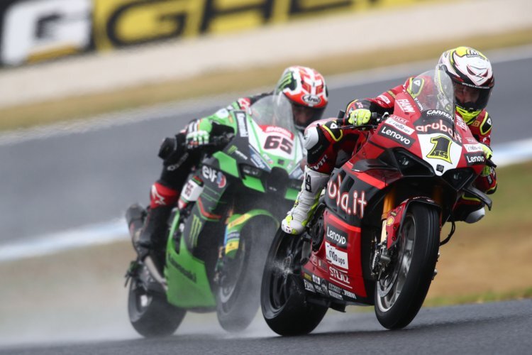 Jonathan Rea und Lauf-1-Sieger Alvararo Bautista