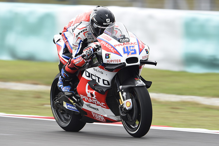 Scott Redding auf der Ducati GP15 in Sepang