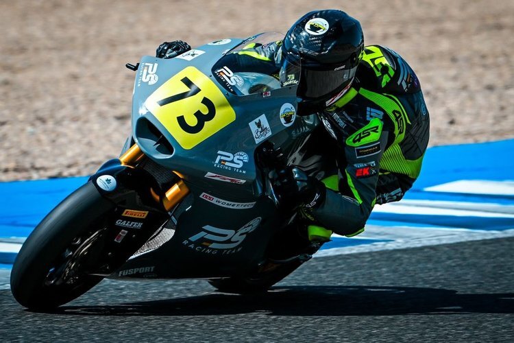 Zwei mausgraue Triumph ergänzen in Aragon das Supersport-Feld