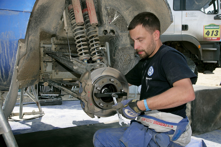 Ein stiller «Dakar»-Held bei der Arbeit