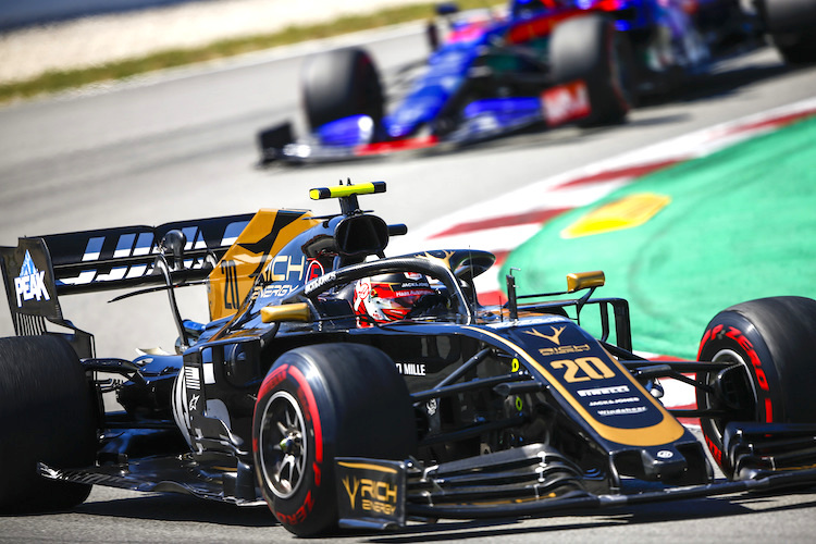 Der Haas-Rennwagen beim Grand Prix von Spanien – noch mit Hirschgeweih-Logo