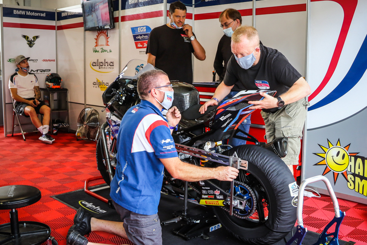 Werner Daemen (rechts) leitet das größte IDM-SBK-Team