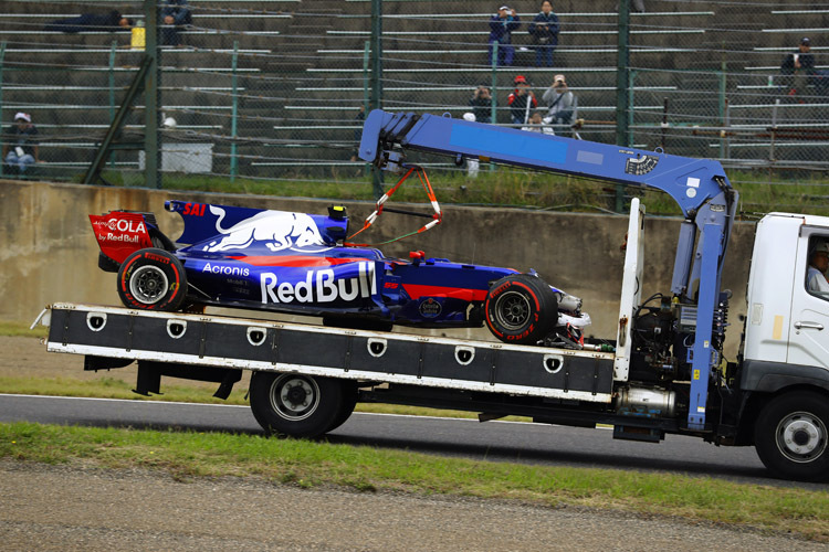 Carlos Sainz' Auto wurde beim Crash stark beschädigt