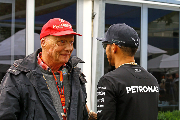 Niki Lauda: «Die dreissig Sekunden Vorsprung, die wir auf den Rest des Feldes haben, sind sehr wichtig, weil man so beginnen muss, wenn man erfolgreich durchs ganze Jahr kommen will»