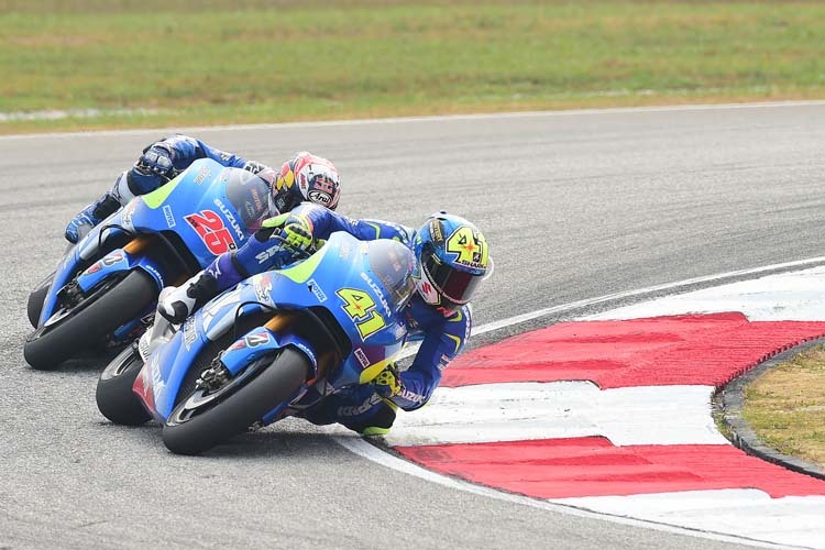 Aleix Espargaró vor Maverick Viñales