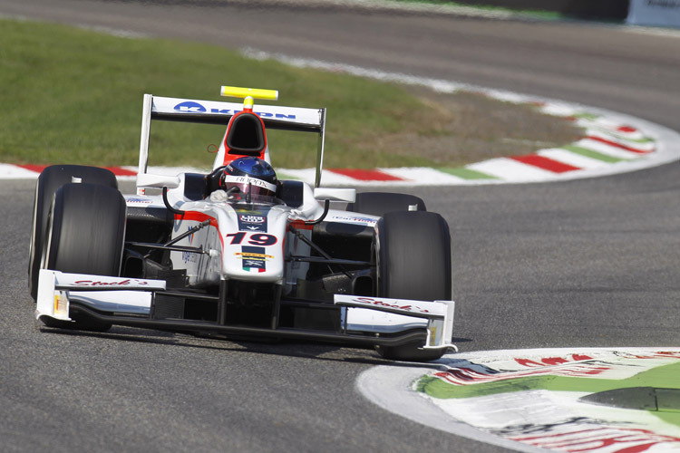 Schon 2013 war Simon Trummer im Rapax-Renner unterwegs, nachdem er sein GP2-Debütjahr für Arden bestritten hatte