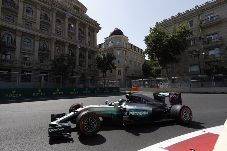 Nico Rosberg sicherte sich die erste Baku-Pole der Formel-1-Geschichte