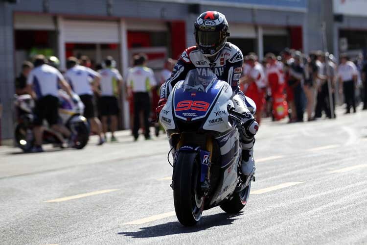 Jorge Lorenzo beim Verlassen der Box