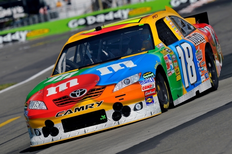 Kyle Busch meisterte im Qualifying die 11 Kurven am schnellsten