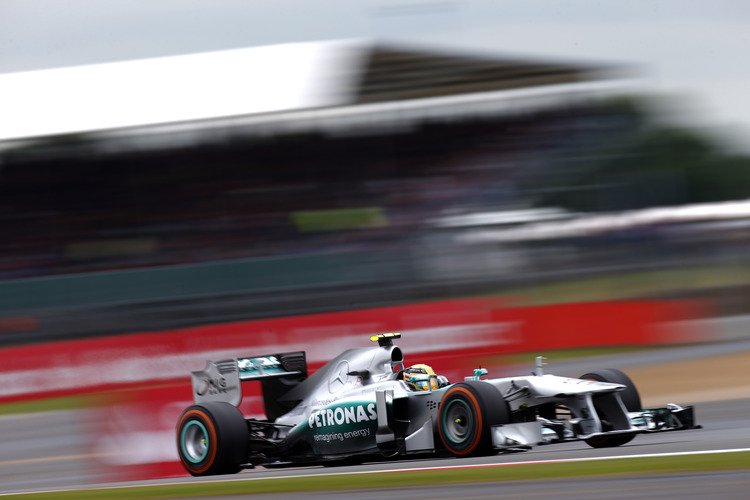 Dominanter Lokalmatador: Lewis Hamilton war im Silverstone-Qualifying fast eine Sekunde schneller als der Rest