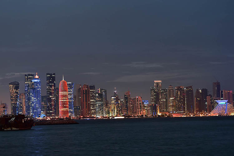 Die funkelnde Skyline von Katars Hauptstadt Doha