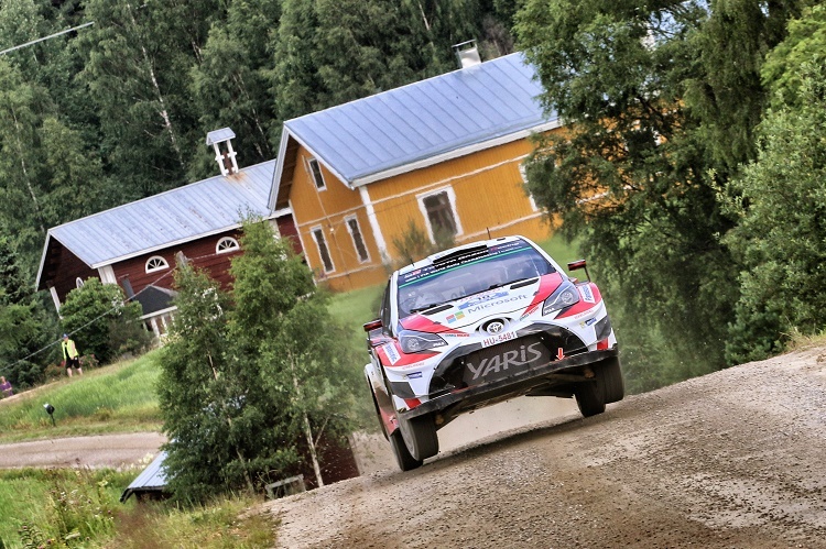 Jari-Matti Latvala führt erneut beim Heimspiel