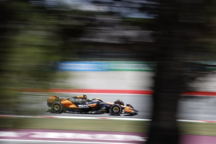 Lando Norris blieb im ersten Barcelona-Training knapp schneller als Max Verstappen