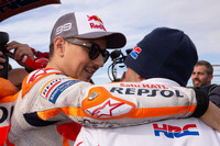 Emotionale Momente: Jorge Lorenzo und Alberto Puig