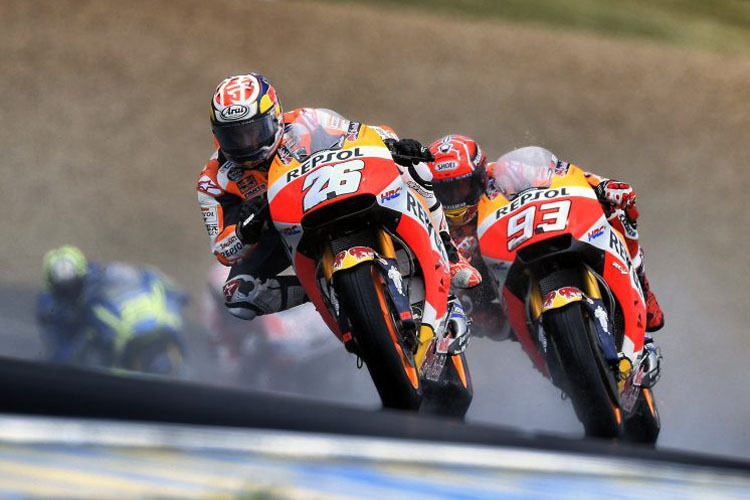 Le Mans: Dani Pedrosa (26) vor Marc Márquez (93)