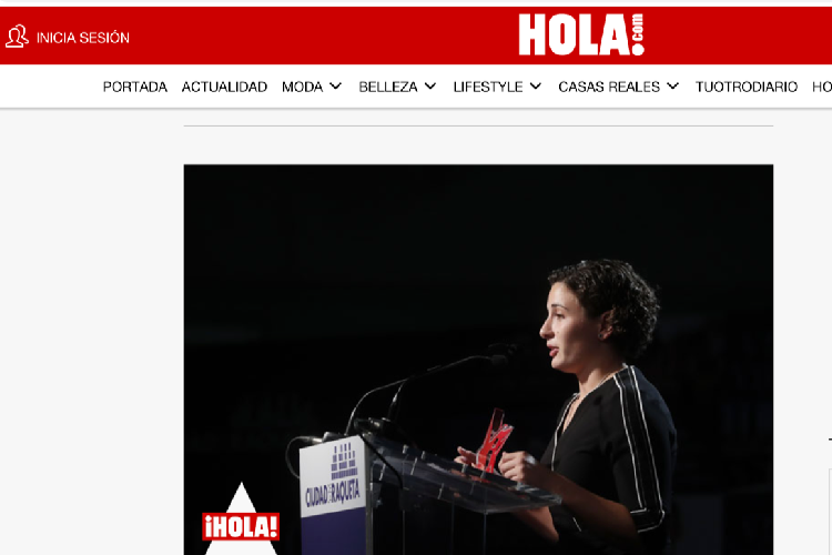 Neben Promi-Meldungen brachte 'Halo' auch eine Ana Carrasco auf die Titelseite