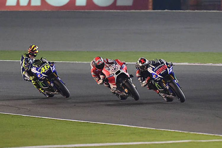 Lorenzo vor Dovizioso und Rossi beim Katar-GP: Treten die beiden Yamaha-Asse bald gemeinsam an?