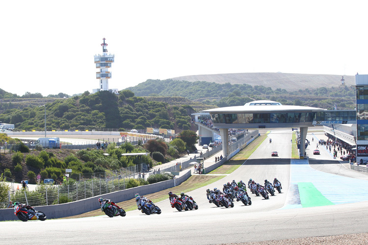 2014 starten die Superbike-Rennen um 10.30 und 13.10 Uhr