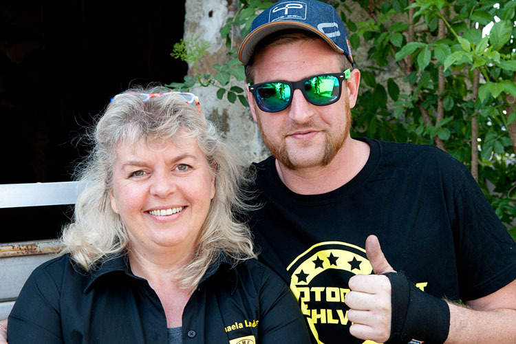 Andreas Gangl mit Michaela Landauf von der AMF