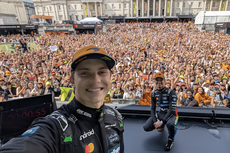Oscar Piastri kann auch Selfie