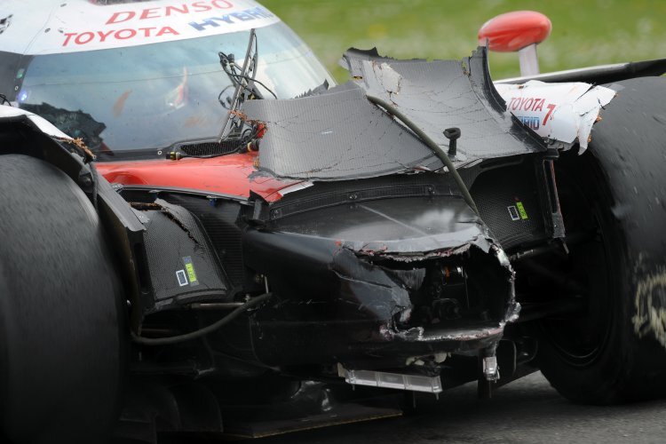 José María López fügte den Toyota TS050 Hybrid ordentliche Blessuren zu