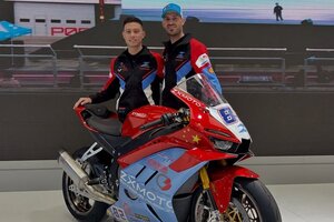 Das ZXMoto-Duo Federico Caricasulo und Valentin Debise)