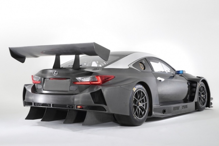 Mächtiger Heckflügel am Lexus RC F GT3