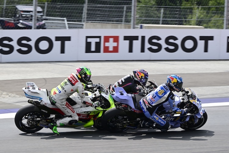 Alex Marquez presste sich hart aber fair an Martin und Morbidelli vorbei