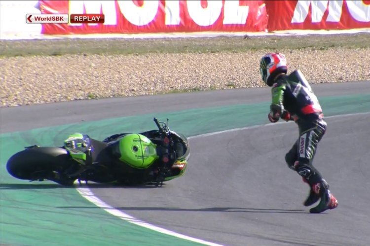 Nach dem Sturz in Runde 9 konnte Jonathan Rea das Rennen fortsetzen