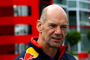Adrian Newey verteidigt Sebastian Vettels Wechsel zu Ferrari: « Es ist eine natürliche Neugier, herausfinden zu wollen, wie man in unterschiedlichen Situationen zurechtkommt»