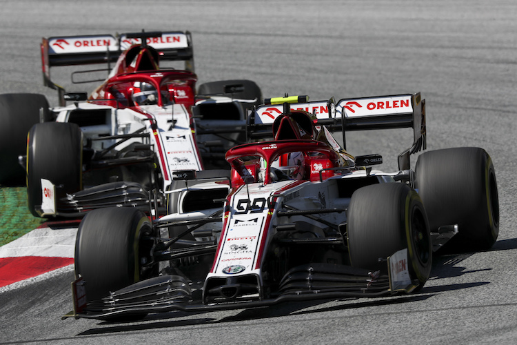 Antonio Giovinazzi vor Kimi Räikkönen