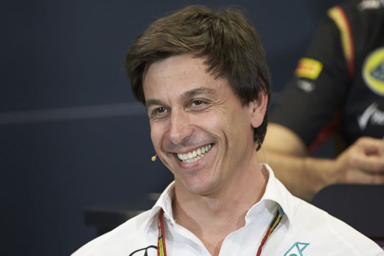 Toto Wolff hat gut lachen