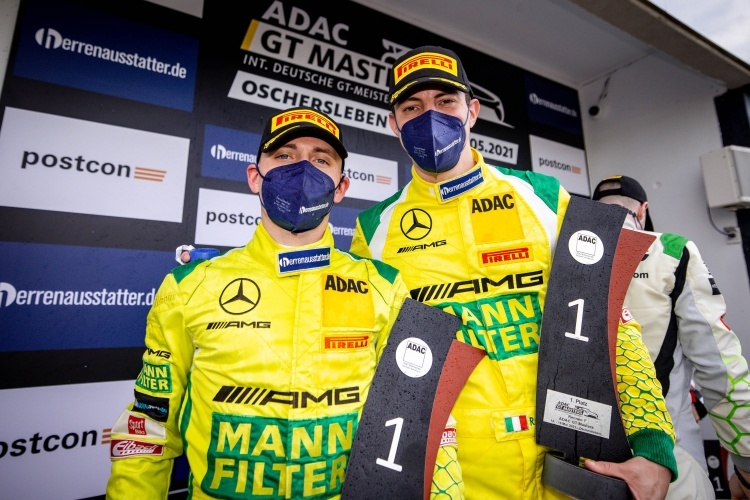 Sieger in Oschersleben: Maximilian Buhk (li.) und Raffaele Marciello