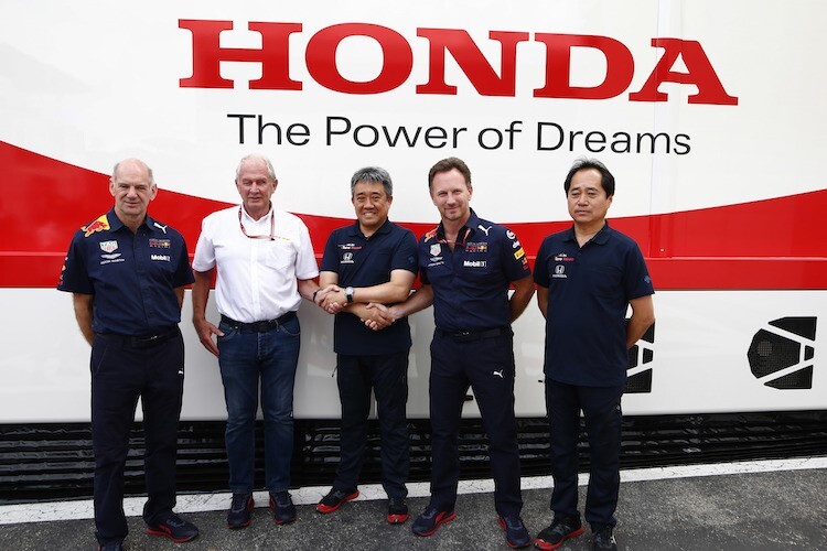 Adrian Newey, Dr. Helmut Marko, Honda-Rennchef Masashi Yamamoto, Christian Horner und Honda-Projektleiter Toyoharu Tanabe