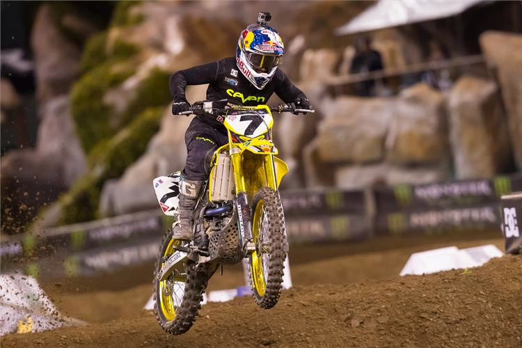 James Stewart erlitt in Anaheim eine Gehirnerschütterung