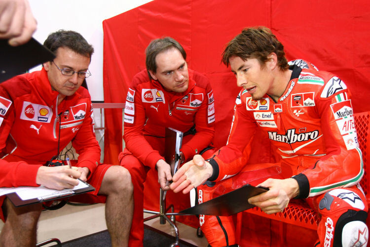 Nicky Hayden mit seiner Crew