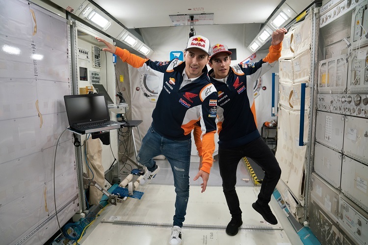 Jorge Lorenzo und Marc Márquez 2019 als Teamkollegen im Space Center von Houston
