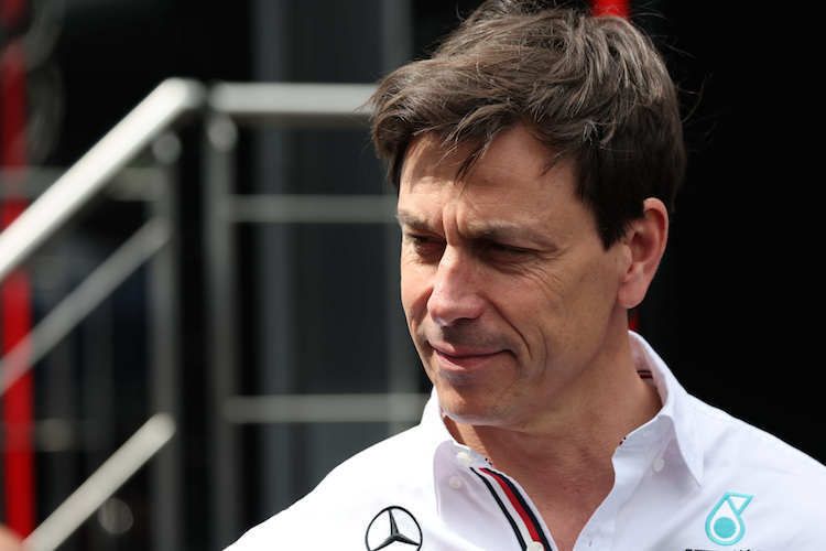 Mercedes-Motorsportdirektor Toto Wolff weiss: «Wenn du hinten feststeckst, kommst du einfach nicht vorwärts»