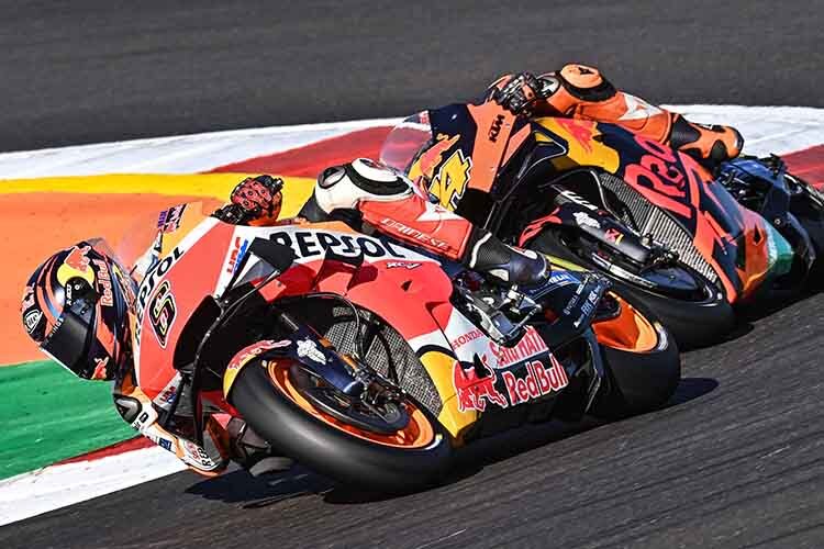 Portugal-GP: Stefan Bradl wehrt sich gegen Pol Espargaró, der Dritter wurde