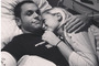 Sandro Cortese und Freundin Anna im Krankenbett
