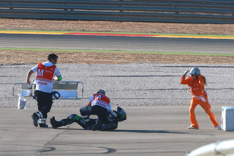 Der Crash von Alex Lowes im FP3 von Aragón