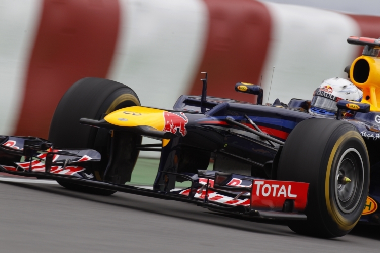 Der RB8 wurde bis Samstagmorgen umgebaut