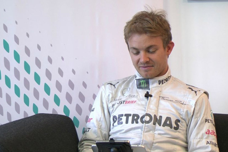 Mercedes-Star Nico Rosberg beantwortet die Fan-Fragen auf Twitter