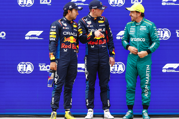 Sergio Pérez, Max Verstappen und Fernando Alonso