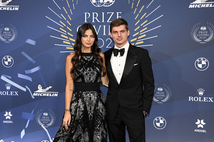 Max Verstappen mit seiner Freundin Kelly Piquet bei der FIA-Preisverleihung 