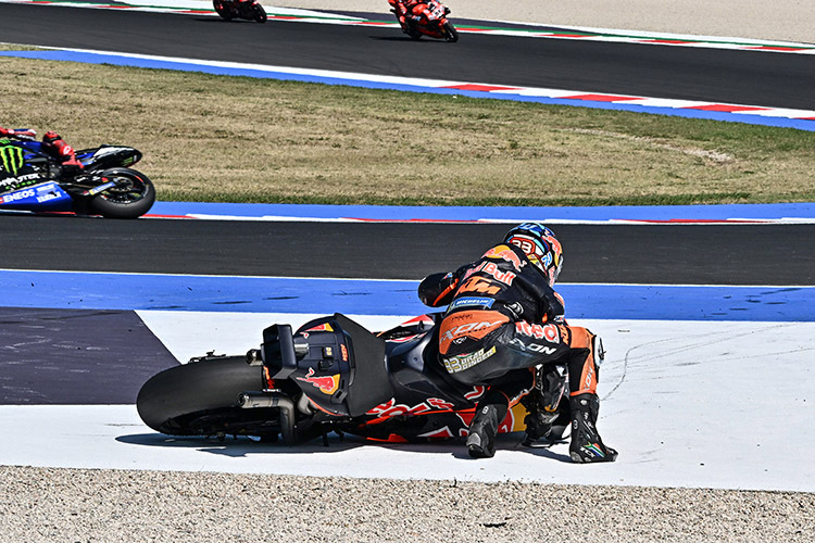 Brad Binder rettete nach dem Crash noch 2 WM-Punkte