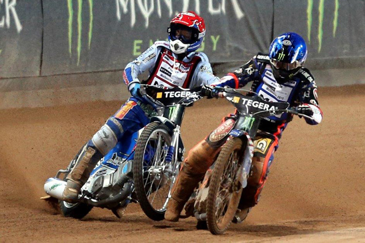 Der Kampf um WM-Silber: Nicki Pedersen (li.) gegen Greg Hancock